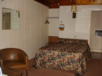 Front view of 1 double bedroom